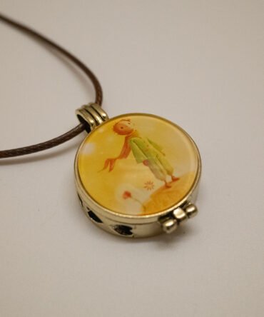 Minimalist Statement Collar 39