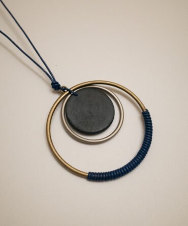 Minimalist Statement Collar 46