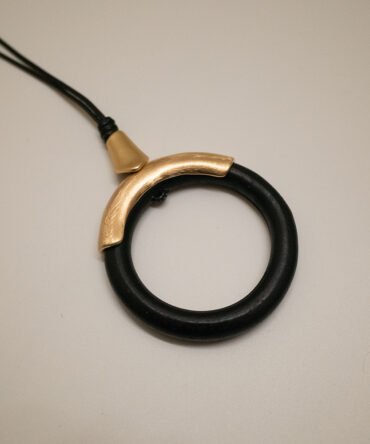 Minimalist Statement Collar 53